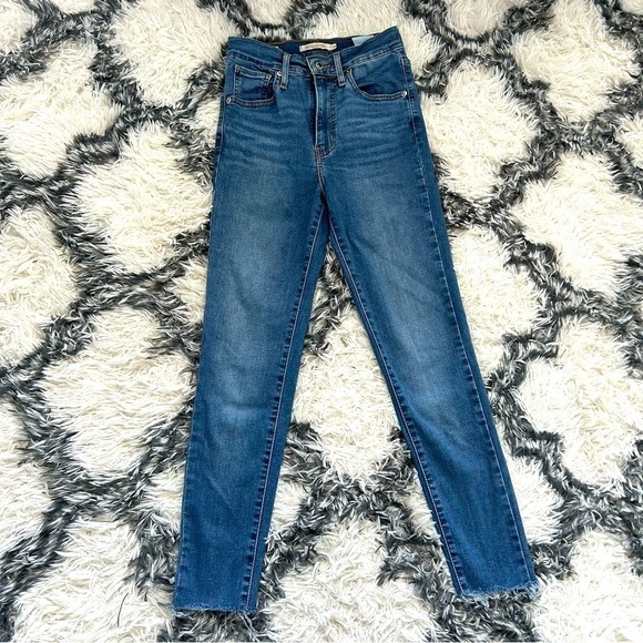 Levi’s Mile High Super Skinny Jeans - Picture 2 of 5